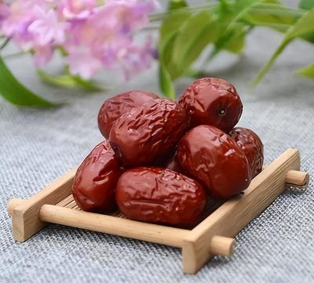 每天喝杯蒲公英水，或有这6种好处“不请自来”，不妨了解下