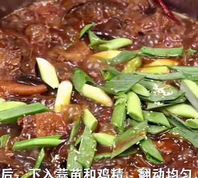 小鸡炖蘑菇这样做鸡肉香而不柴, 汤浓味美, 粉条特好吃
