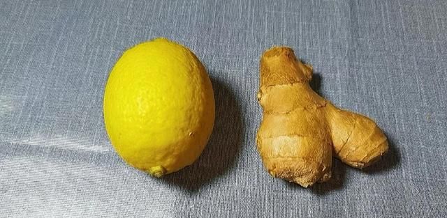 生姜搭配柠檬，学会这种做法，营养美味又健康，值得一试