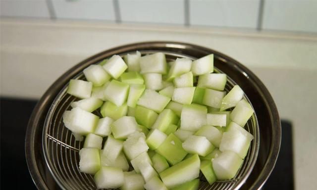 明日立秋，就算再忙，别忘“食6宝，咬2果”，应季而食，顺利入秋