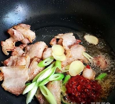 干煸土豆片，超美味的下饭菜