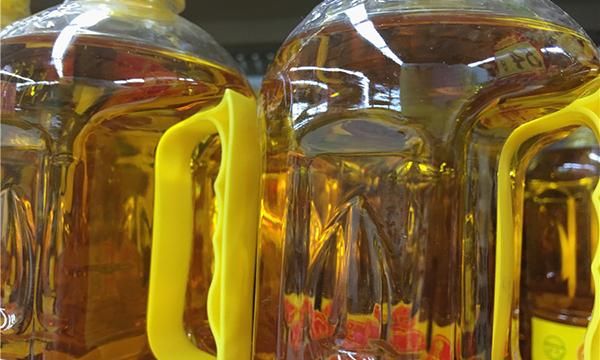 植物油健康排行：常见的大豆油，花生油仅排第3位，吃对油才健康