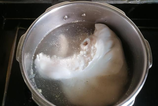 猪肚鸡的潮汕做法