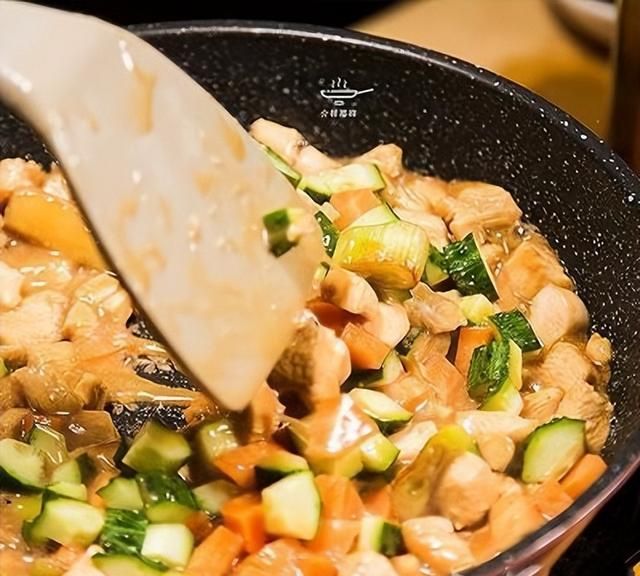 四川最有名的6道特色菜，麻、辣、鲜、香，有机会一定吃个遍
