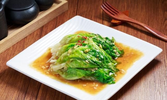 广东人的年夜饭菜谱，12道粤菜，3素9荤，每道菜都是广东人的最爱