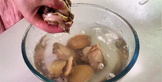厨房小白都会的鲍鱼简单做法，过年露一手，招待客人有面子