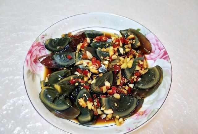 准备年夜饭：这10道凉菜堪称“扛把子”，开胃解腻，比热菜还要香