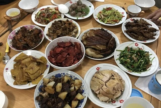 哪种狗肉烹饪方法最好,狗肉哪种做法最好吃图5