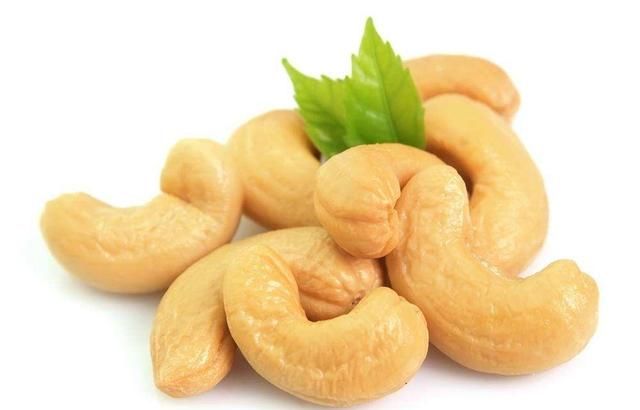 坚果类食品有哪些？25种坚果大全你都认识吗？坚果的吃法有哪些