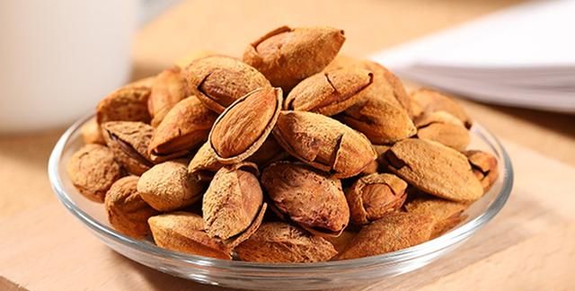 坚果类食品有哪些？25种坚果大全你都认识吗？坚果的吃法有哪些