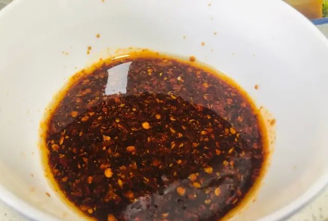 它是维C含量最高的蔬菜，美白开胃又下饭，菜场2块1斤随便买