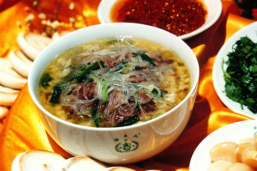 西安羊肉泡馍有几种吃法图2