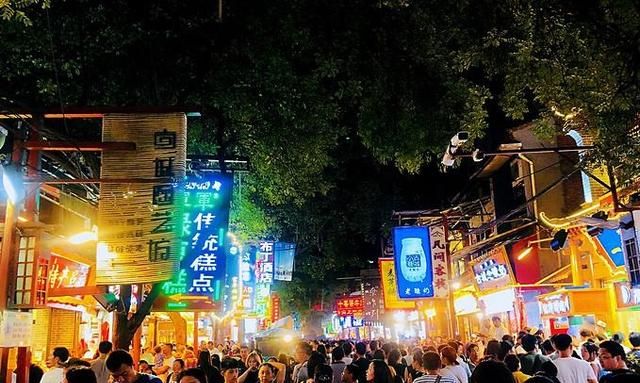 西安羊肉泡馍有几种吃法图5