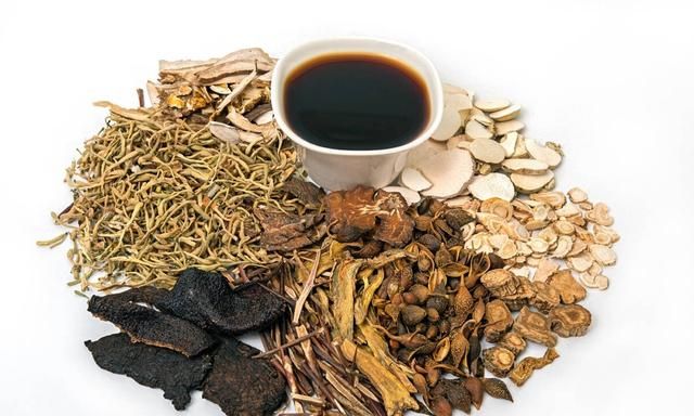 一个有效消斑、祛瘀的成药，瘀血消了、痰湿散了，黄褐斑就没有了