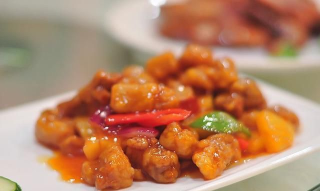 90后美女必点的糖醋咕噜肉 比传统糖醋菜销量提高一倍