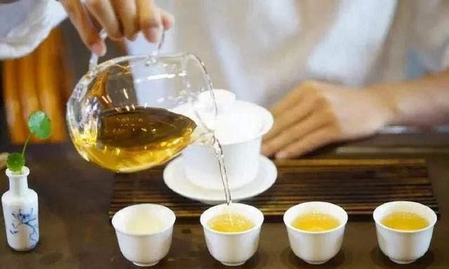 七大茶类的特点和功效介绍，根据自己体质，选择适合自己的茶