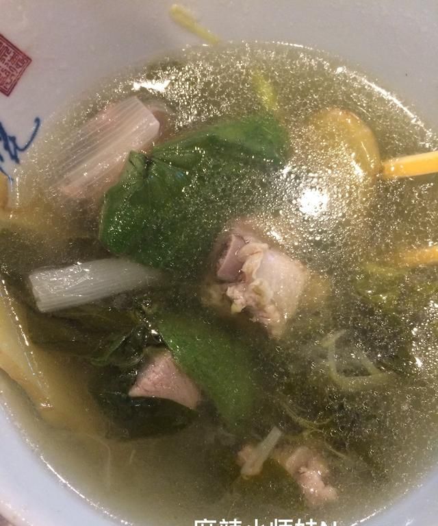 夏天烦躁，老公最爱吃折耳根炖排骨，清热降火又防暑！每周做一次