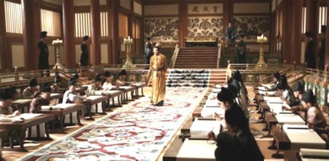 古代科举考试，考生内急怎么办？小便直接就地，大便就遭殃了