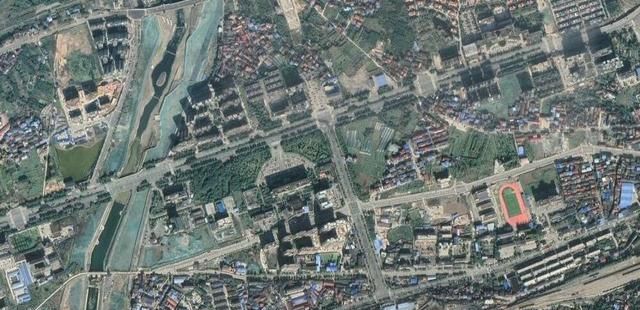 卫星影像看湖南张家界：市区位于河谷，建成区约40平方公里