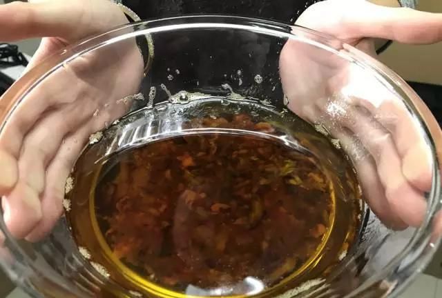 蟹黄小笼包的制作方法(芜湖蟹黄小笼包子)图3