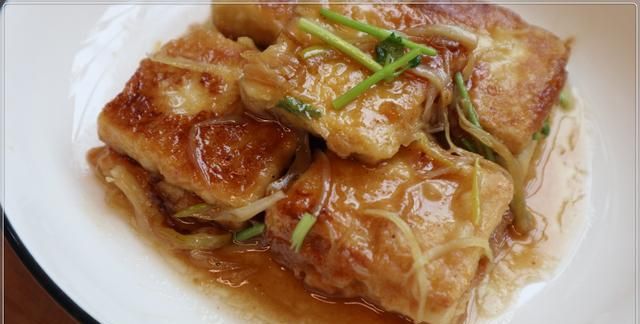 何为"锅塌"？学会关键两步，在家也可以做出经典鲁菜锅塌豆腐