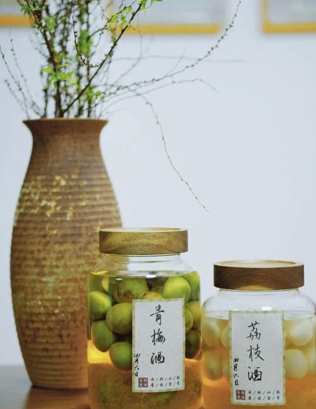 莫问酒家何处有，鲜果佳酿家中尝