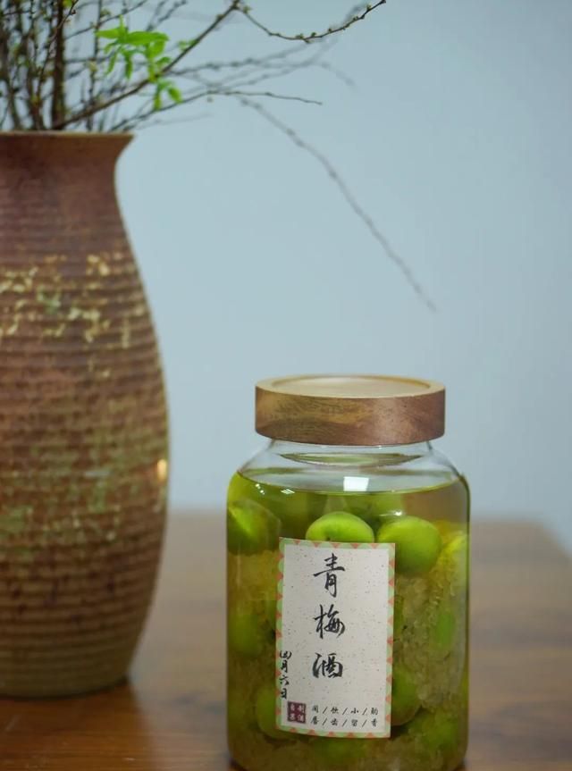 莫问酒家何处有，鲜果佳酿家中尝