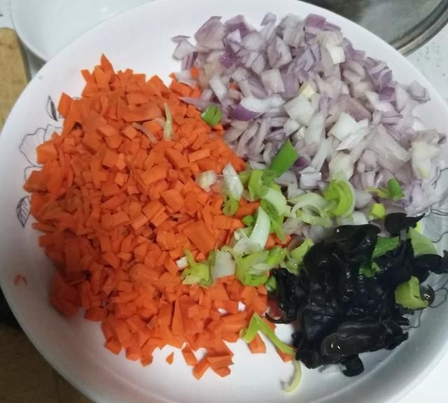 中午饭吃什么简单易做,中午饭一般做什么食物好吃图6