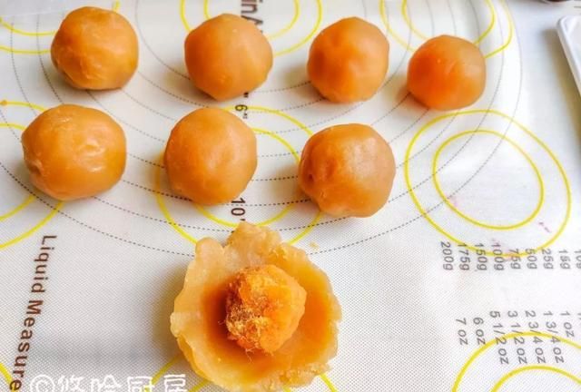 干吃汤圆这样做真简单，不用煮，开水一冲就做好，解馋垫饥吃不够