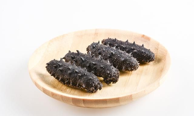 除了补肾和美白，经常吃“海参”对于身体到底有啥好处？