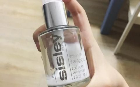 希思黎全能乳液适合什么肤质(希思黎全能乳液和绿宝瓶面霜)