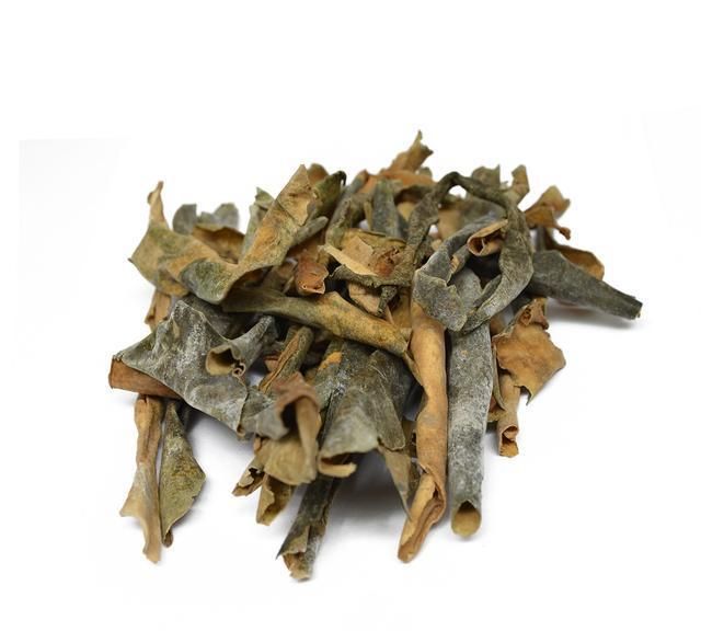 冬瓜皮在很多人的眼里如同垃圾一般，但其实他的作用于功效非常多