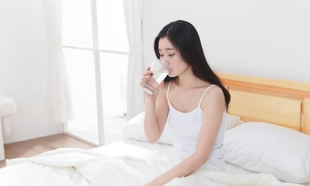 为什么女人比男人容易得尿道炎？答案在这里