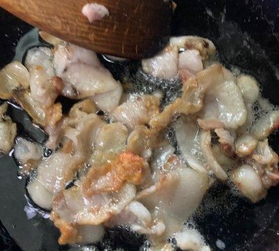 大厨教你这么做肉丝蒜薹，分分钟就可以学会