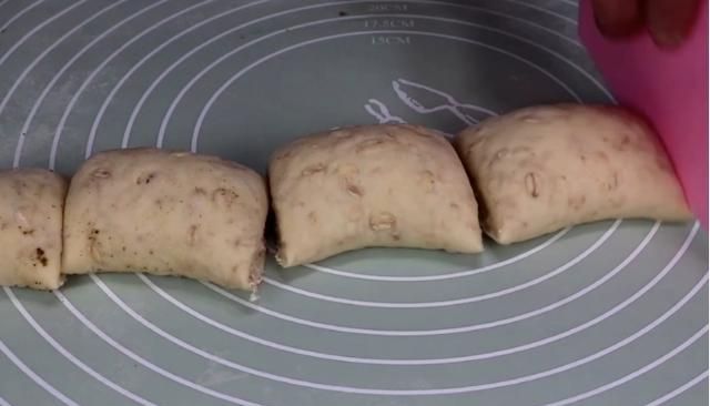 燕麦新吃法，不蒸不煮粥，出锅外酥里软，吃一次就念念不忘
