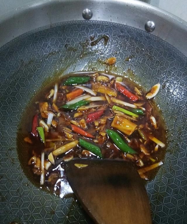 茄子蘑菇怎么做好吃,蘑菇与茄子可以搭配着吃吗图18