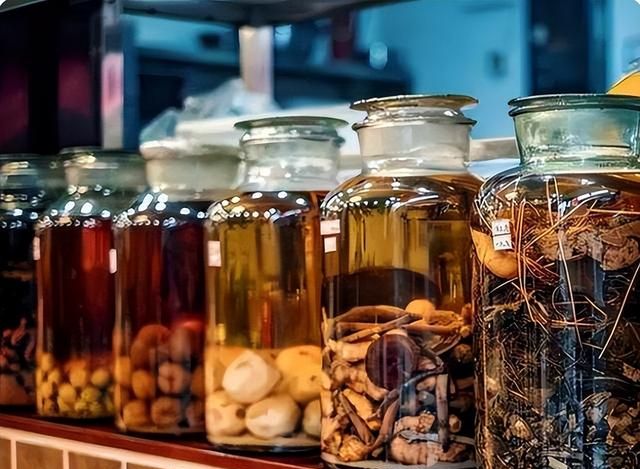 自己泡药酒，安全吗？提醒：这3类中药或带有毒性，不建议泡酒