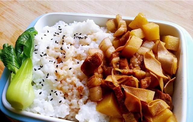 养肝吃什么好？多吃这5种食物，能把肝脏“洗干净”
