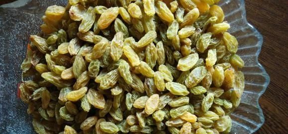 陈醋泡葡萄干有什么作用(陈醋泡葡萄干的危害)图1