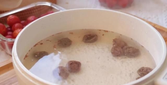 喉咙有痰咳不出，建议多吃3种食物，补气消痰、润肺止咳，气色好