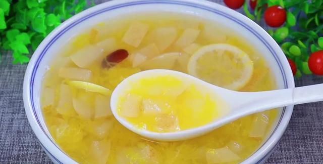 喉咙有痰咳不出，建议多吃3种食物，补气消痰、润肺止咳，气色好