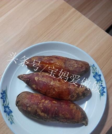 超简单微波炉烤红薯，好吃得不要不要的