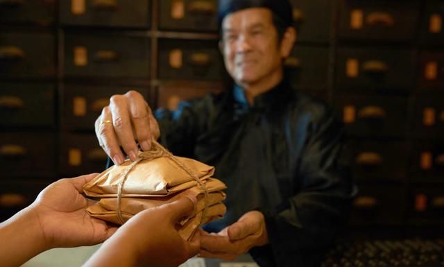 路边常见到的一种虫子，是一味很好的中药，能抗肿瘤、增强免疫力