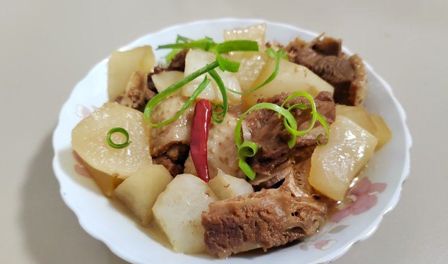 冬季爱上火，晚上睡不好？速速安排滋阴汤