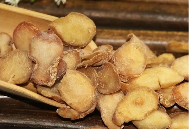 失眠、夜不能寐，四味药煮水，每天一碗，专治顽固性失眠！