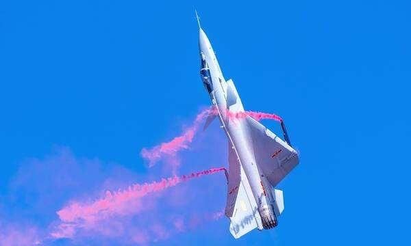 眼镜蛇在空战中有什么用,战机的眼镜蛇动作有何用图3