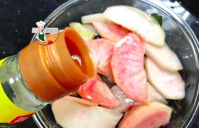 6月，这碱性水果记得吃，富含维C高钾低钠，健脾消暑，舒服度夏天