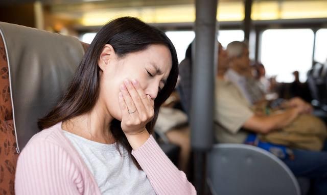 胆囊炎的症状及治疗有哪些？不啰嗦，赶紧来看看