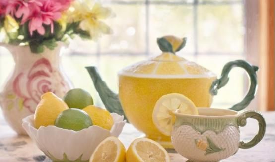 啊爆柠檬茶：常喝柠檬茶有何功效？