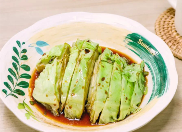 太方便了！分享5道用微波炉制作的美食菜谱，懒人也能生活得很惬意！